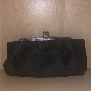 Black bow clutch!